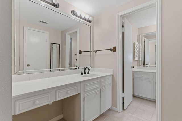 144 April Point Drive S, Conroe, TX 77356