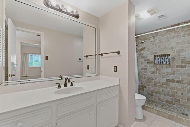 144 April Point Drive S, Conroe, TX 77356