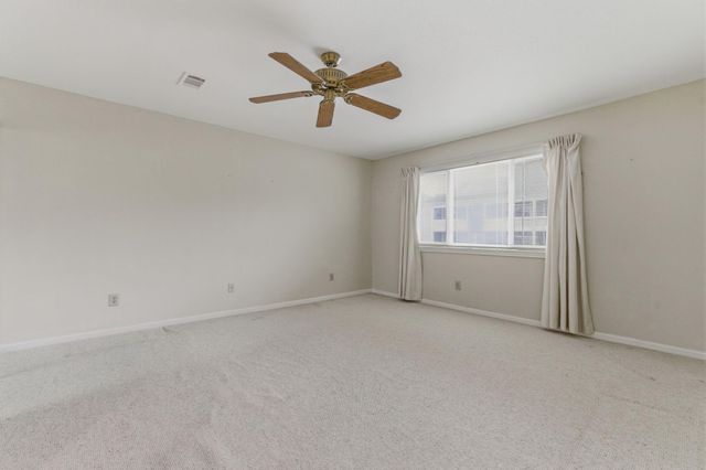144 April Point Drive S, Conroe, TX 77356
