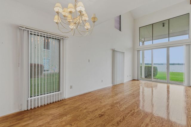 144 April Point Drive S, Conroe, TX 77356