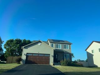 615 Camellia Avenue, Aurora, IL 60505
