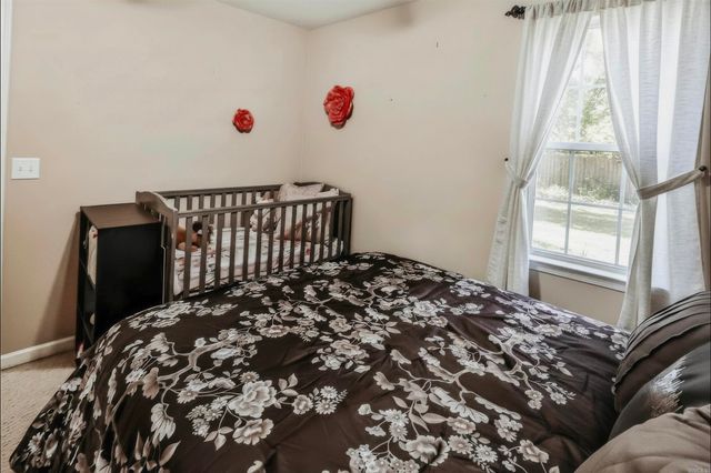 4008 Madrid Dr, Benton, AR 72015