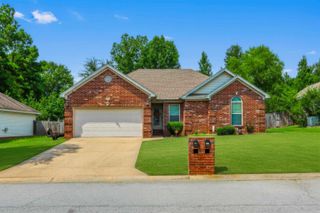 4008 Madrid Dr, Benton, AR 72015