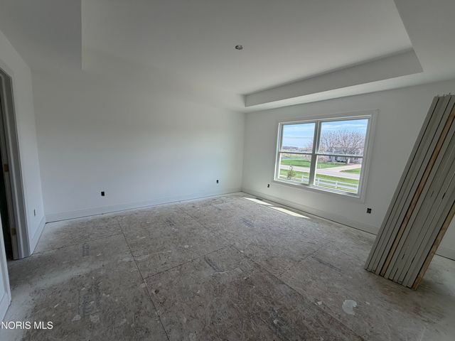 1824 Caleb Court, Waterville, OH 43566