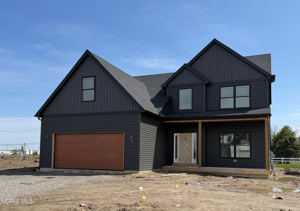 1824 Caleb Court, Waterville, OH 43566
