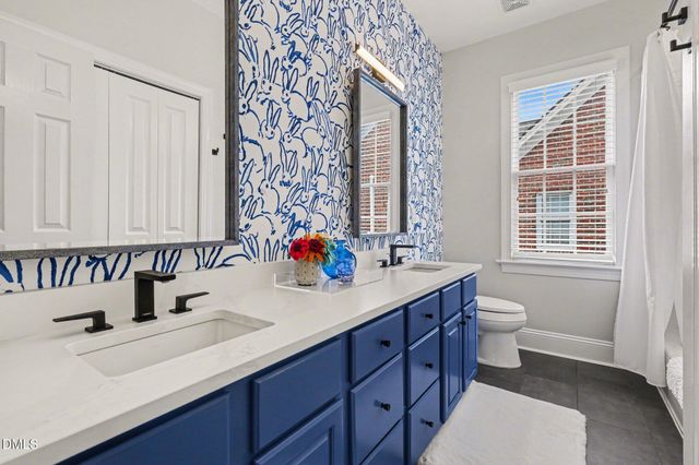 602 Presidents Walk Lane, Cary, NC 27519