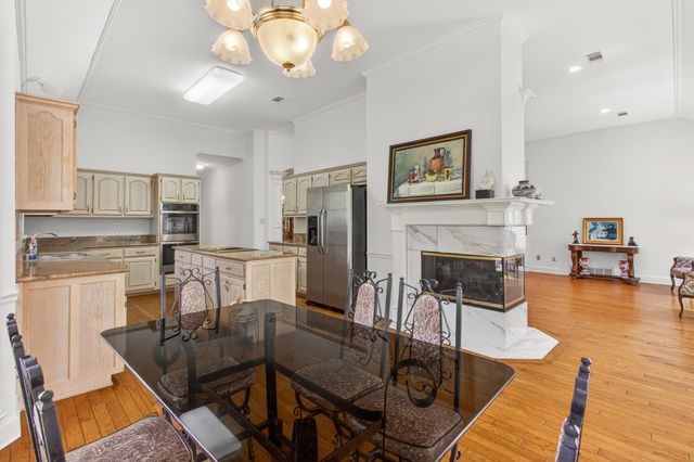 1563 QUAIL POINTE CIR W, Memphis, TN 38120