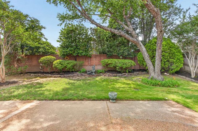 1563 QUAIL POINTE CIR W, Memphis, TN 38120
