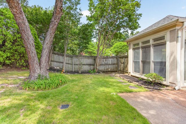 1563 QUAIL POINTE CIR W, Memphis, TN 38120