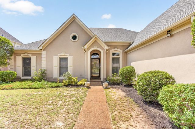 1563 QUAIL POINTE CIR W, Memphis, TN 38120