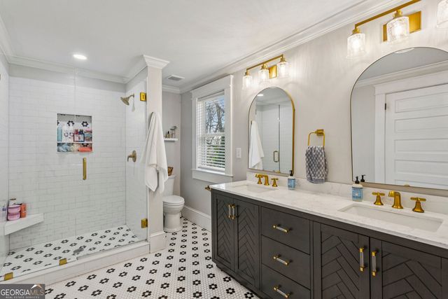 366 E Dixie Avenue SE, Marietta, GA 30060