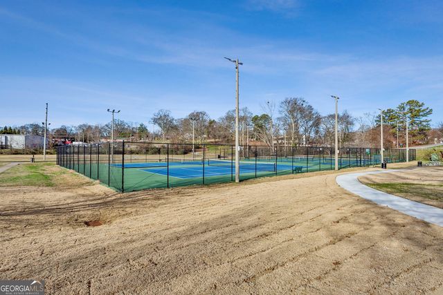 366 E Dixie Avenue SE, Marietta, GA 30060