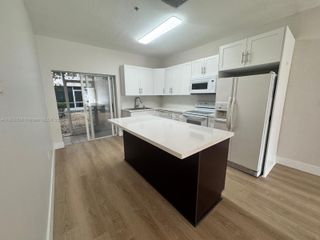 5630 NW 114th Path 106, Doral, FL 33178