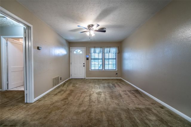 2822 Prescott St, Corpus Christi, TX 78404