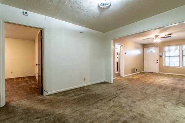 2822 Prescott St, Corpus Christi, TX 78404