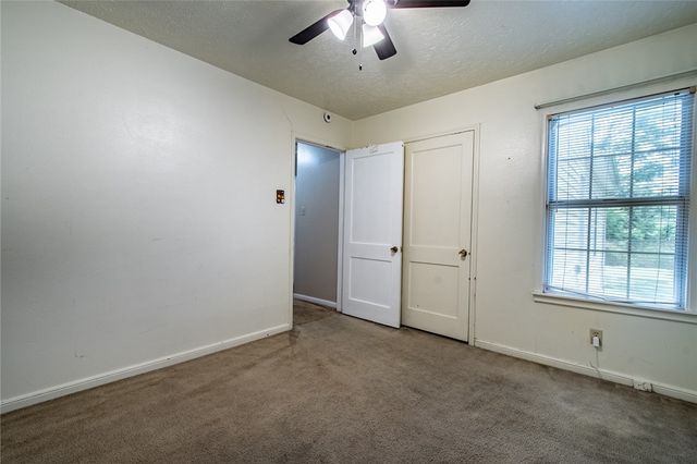 2822 Prescott St, Corpus Christi, TX 78404
