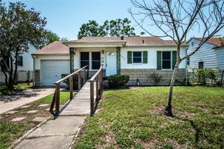 2822 Prescott St, Corpus Christi, TX 78404