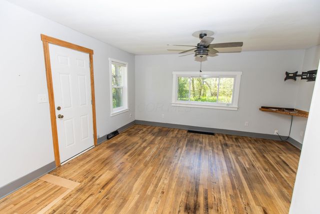 7300 Simmons Church Road, Centerburg, OH 43011