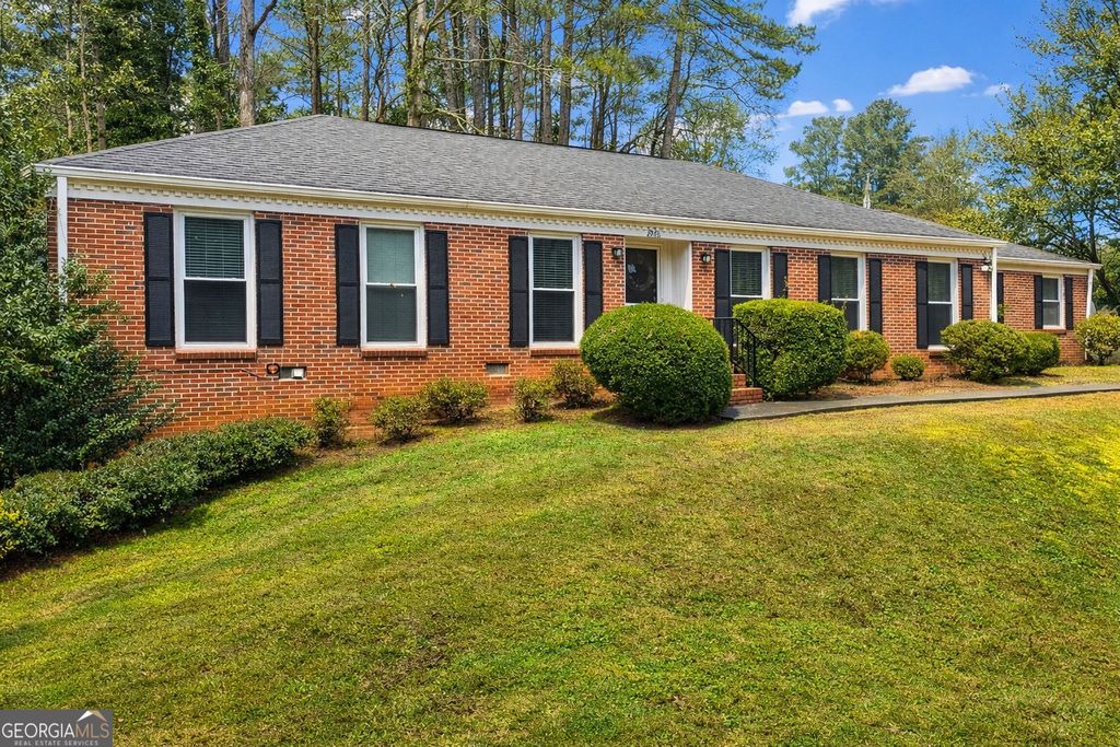 2996 Lone Star Trail, Atlanta, GA 30340