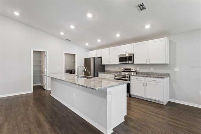 1373 MEZZAVALLE WAY, Auburndale, FL 33823