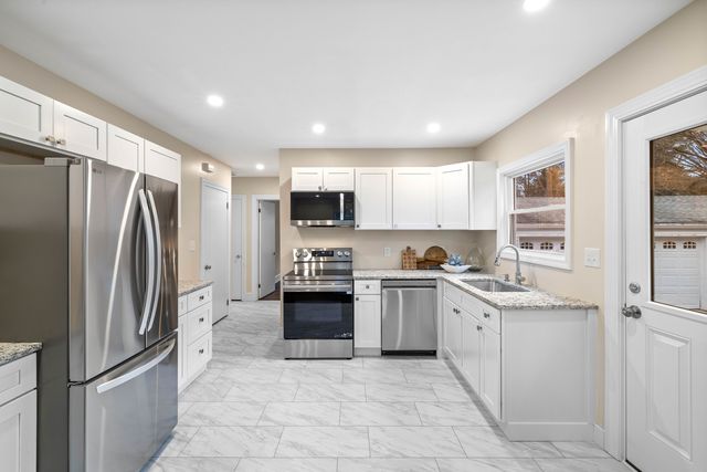 528 Hopeville Road, Griswold, CT 06351