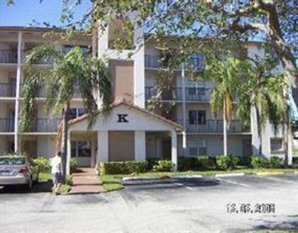 1300 SW 125th Avenue 402k, Pembroke Pines, FL 33027