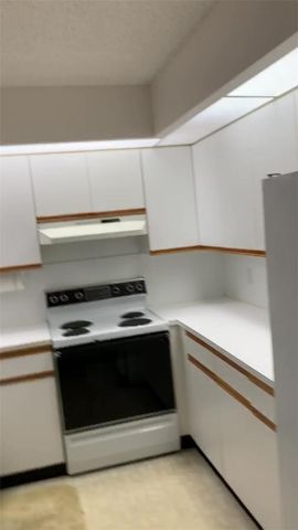 1300 SW 125th Avenue 402k, Pembroke Pines, FL 33027