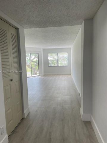 1300 SW 125th Avenue 402k, Pembroke Pines, FL 33027