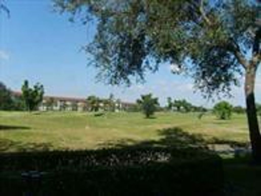 1300 SW 125th Avenue 402k, Pembroke Pines, FL 33027