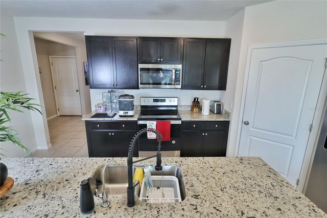 1724 BUCKEYE ROAD, Davenport, FL 33837