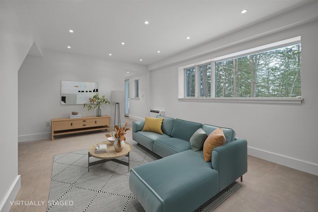 25 Hemlock Road, Hanover, NH 03755