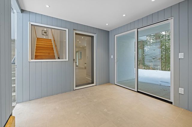 25 Hemlock Road, Hanover, NH 03755