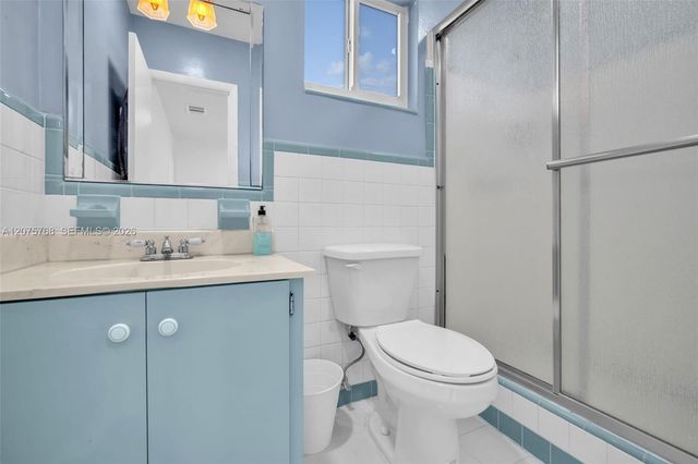 4448 SW 37th Avenue, Dania Beach, FL 33312