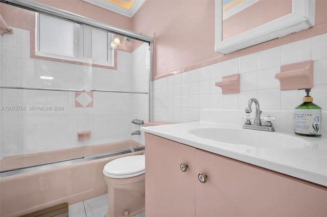 4448 SW 37th Avenue, Dania Beach, FL 33312