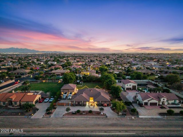 18515 W BETHANY HOME Road, Litchfield Park, AZ 85340