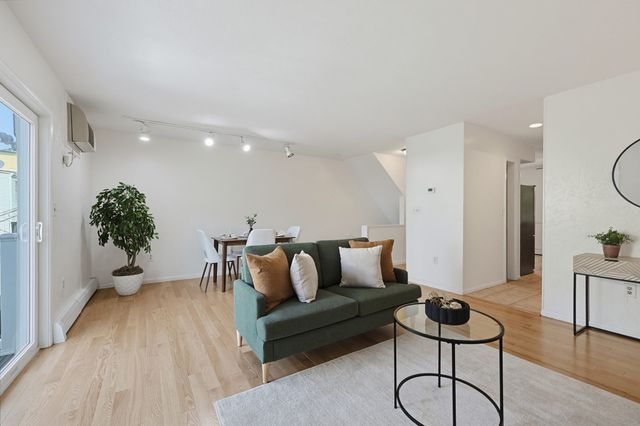 294 Paris Street 294, Boston, MA 02128