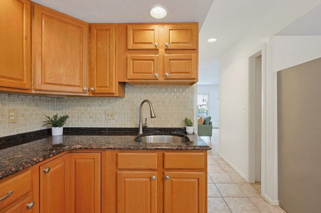 294 Paris Street 294, Boston, MA 02128