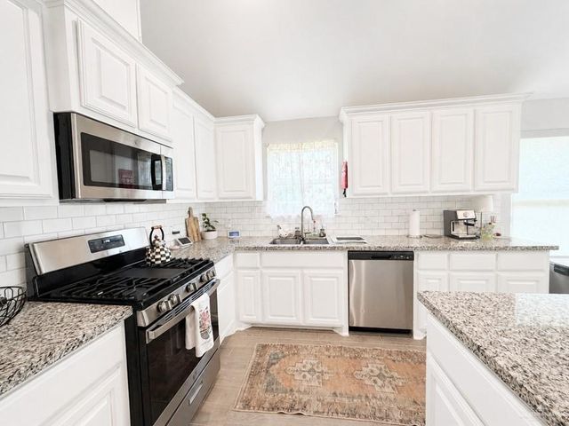 8304 N 35th Street, Mcallen, TX 78504