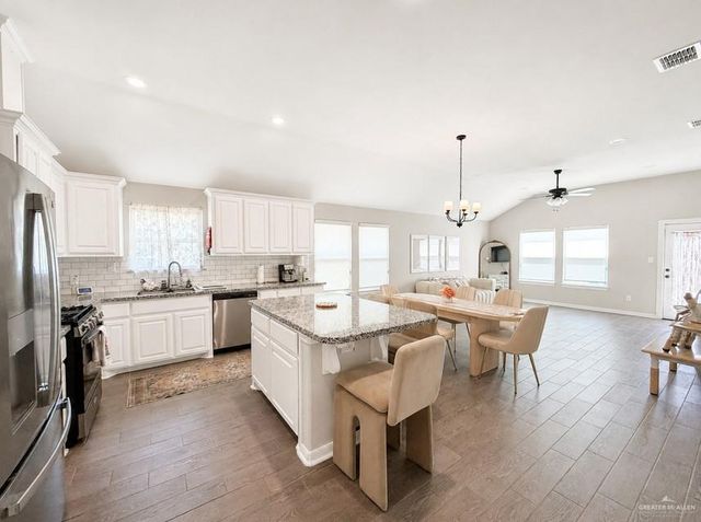 8304 N 35th Street, Mcallen, TX 78504