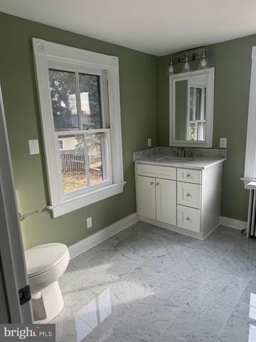 12 WIRT ST NW, Leesburg, VA 20176
