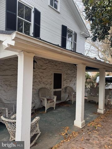 12 WIRT ST NW, Leesburg, VA 20176