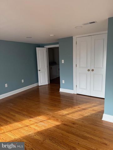 12 WIRT ST NW, Leesburg, VA 20176