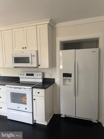 12 WIRT ST NW, Leesburg, VA 20176