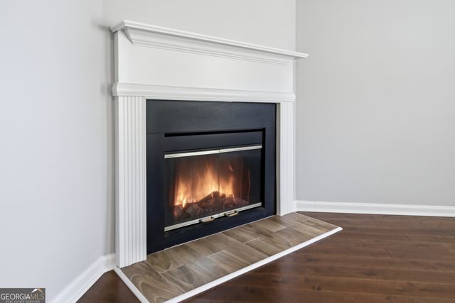 1098 Village Creek, Jonesboro, GA 30238