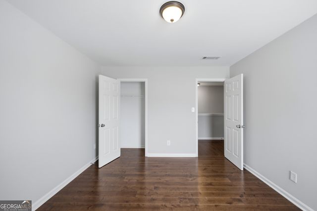 1098 Village Creek, Jonesboro, GA 30238