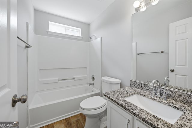 1098 Village Creek, Jonesboro, GA 30238