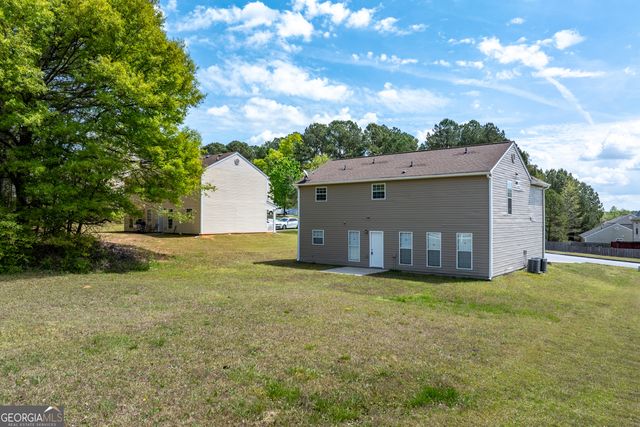 1098 Village Creek, Jonesboro, GA 30238