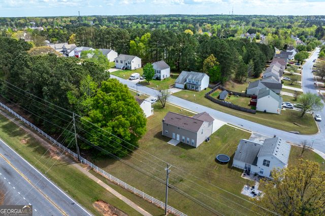 1098 Village Creek, Jonesboro, GA 30238