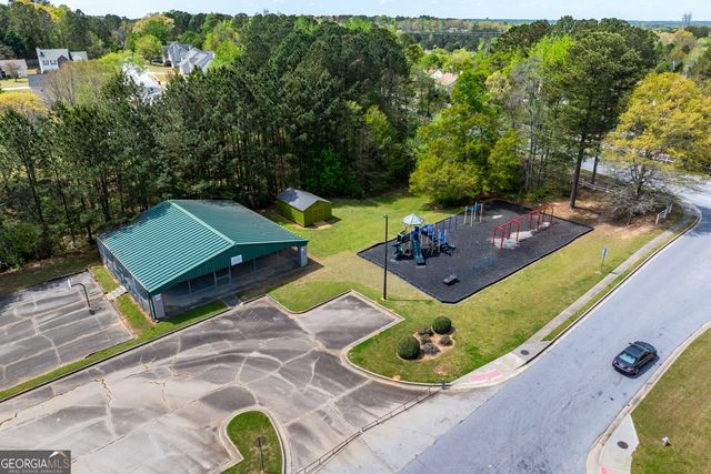 1098 Village Creek, Jonesboro, GA 30238