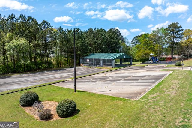 1098 Village Creek, Jonesboro, GA 30238